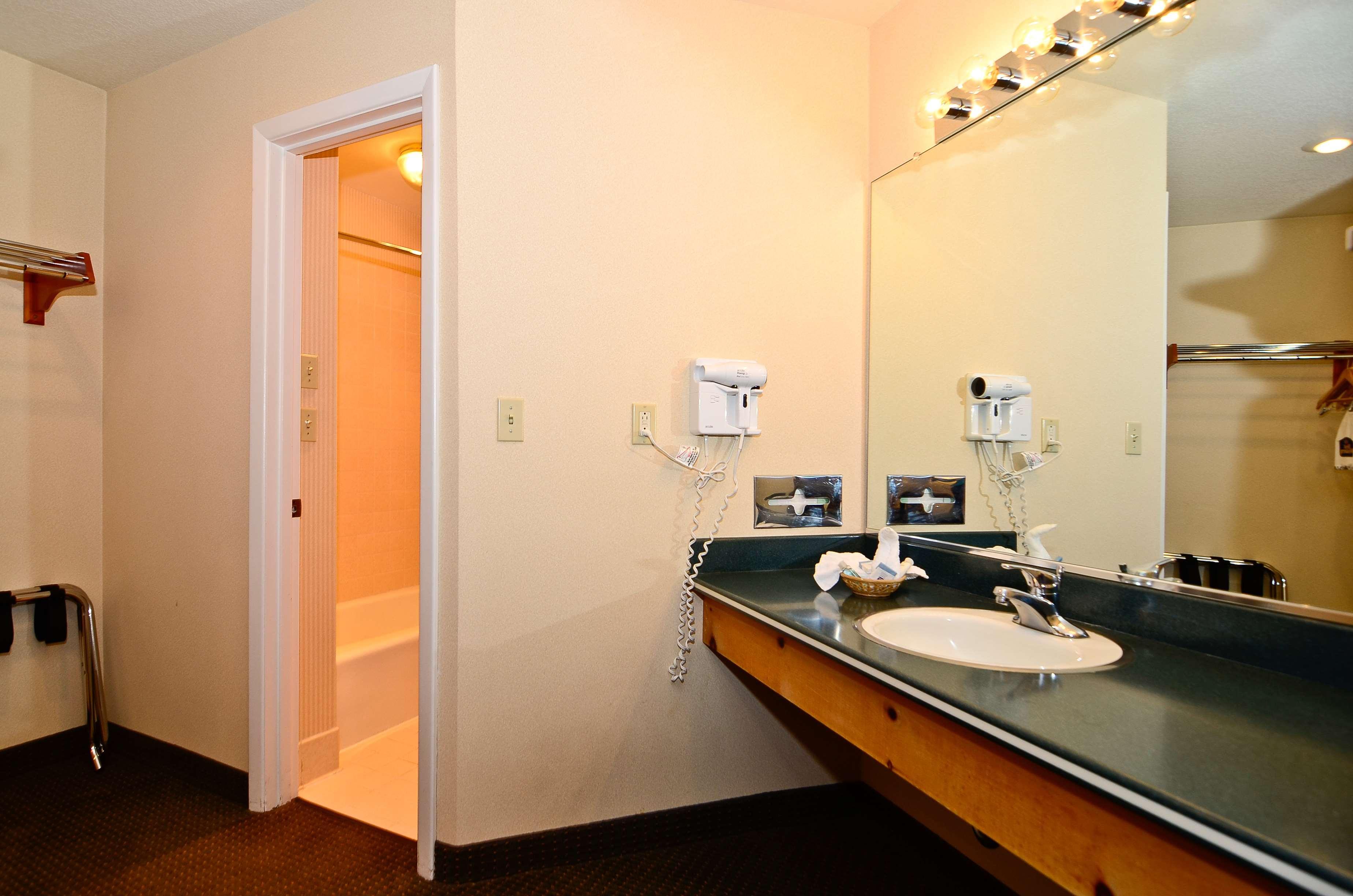 Best Western Horizon Inn Медфорд Экстерьер фото